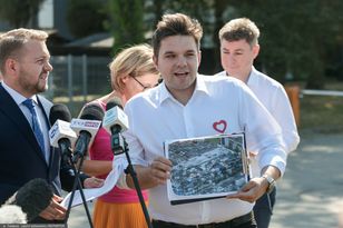 Bohater afery w Szpitalu Południowym leczy pod Warszawą. "Ma do tego prawo"
