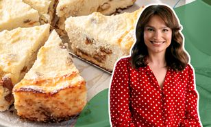 Popękany, z rodzynkami czy kratką? Ania Starmach o najlepszym serniku od taty
