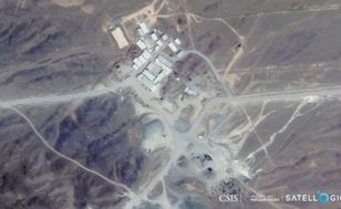 Zdjęcia satelitarne ujawniają. Media: Iran gotowy na atak