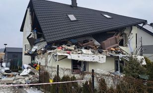 Wybuch rozerwał dom pod Kielcami. W środku rodzina