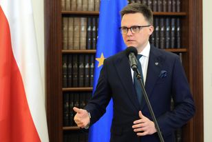 Rekordowa liczba parlamentarnych zespołów w Sejmie. Hołownia chce zmian