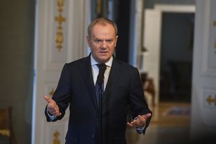 Tusk wbija szpilę. Zabrał głos w pałacu prezydenckim