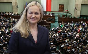 Polacy bezlitośni dla minister zdrowia, ustawa o kryptowalutach uchwalona [SKRÓT PORANKA]