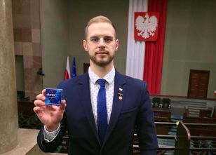 Nie może być żartów z KSeF. Dostał zarzut za fakturę na NIP Kancelarii Premiera