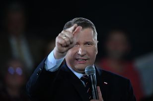 Czarnek złoży wniosek. "Zapaść finansów publicznych"