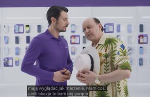 Adam Woronowicz w nowej odsłonie kampanii reklamowej Play