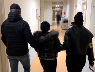 Podszywali się za lekarzy. Senior straciłby 200 tysięcy