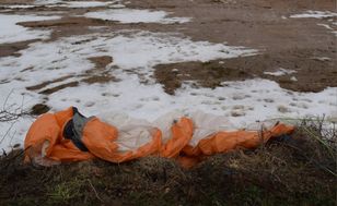 Paralotniarz runął po starcie. Interweniował śmigłowiec LPR