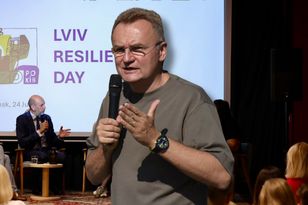 Mer Lwowa zjawił się w Gdańsku bez zaproszenia. Podpisał sześć umów i zniknął