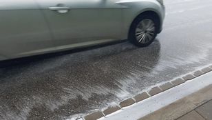 Piana na ulicach polskich miast. Kierowcy powinni uważać