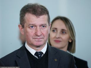 Activists demand deputy minister Raś resign over short-term rental income