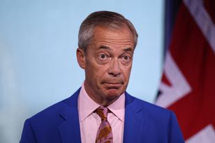 Farage oddaje mandat. Będą wybory uzupełniające w Clacton