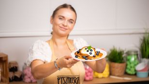 Puszyste racuchy serowe bez drożdży — gotowe bez czekania na wyrośnięcie