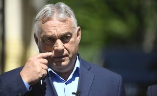 Miotła Magyara się nie zatrzymuje. Media Orbána idą w zapomnienie