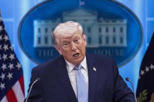 Trump pewny siebie ws. cieśniny Ormuz. "Otworzy się automatycznie"