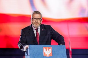 Rodzina Malarzów podzielona. Siostra krytykuje brata w "Der Spiegel"