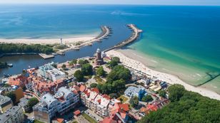 Kołobrzeg i Szklarska Poręba królowały w polskich wakacjach 2026