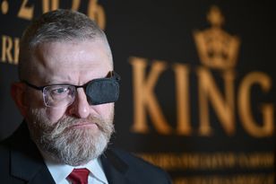 Pieniądze od partii Brauna wesprą Ukrainę. Wiemy, ile przekaże Arche