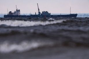 Kable w Zatoce Fińskiej uszkodzone. "Wyjątkowy zbieg okoliczności"