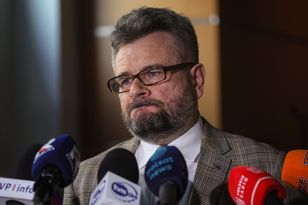 Dr Emil Jędrzejewski przesłuchany. "Zaprotokołowano jedno zdanie"