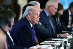 USA rozważa opcje ataku na Iran, w tym cele cywilne