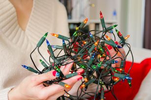 Rachunek za lampki świąteczne. Tyle kosztują 24 godziny świecenia