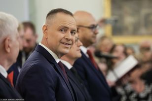 Czy prezydent Karol Nawrocki powinien podpisać ustawę o programie SAFE? Sondaż