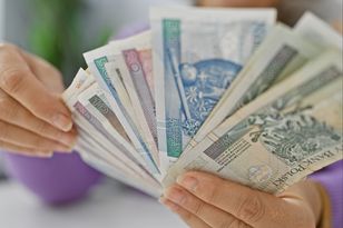 Miała przekazać kartę, straciła 200 tys. zł. Tak działali oszuści