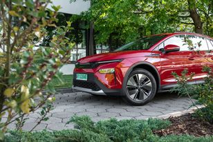 Skoda i Renault wyraźnie przed Teslą. Widać zmianę na rynku elektryków