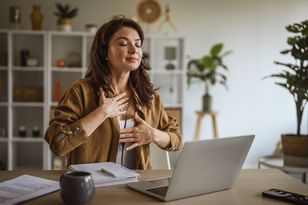 Stresujesz się? Wolne oddychanie uspokaja także bez medytacji