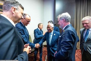 Polska pominięta w rozmowach o zakończeniu wojny w Ukrainie. Były ambasador: "To katastrofa"