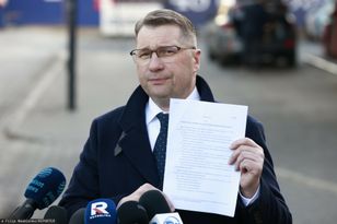 Czarnek uderza w rząd na stacji paliw. "Państwo w niemocy"