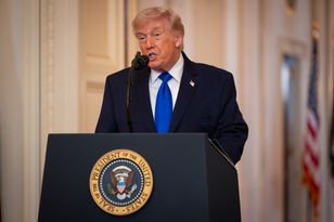 Trump zabrał głos ws. ataku na Iran. "To ja podejmę decyzję"