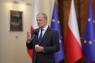 Tusk calls KO caucus meeting a year before elections to mobilise MPs