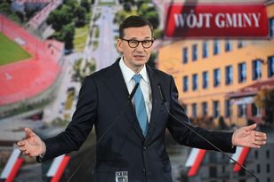 Morawiecki przeciwko zakazowi kryptowalut. Uderzył w polityków PiS