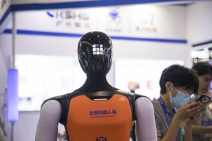 American, United i Delta zakazują przewozu humanoidalnych robotów na pokładzie