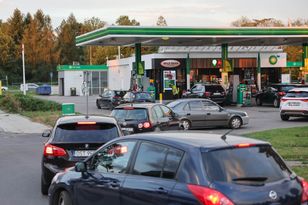 Szał na stacjach w Zakopanem. Zaczęło brakować paliwa