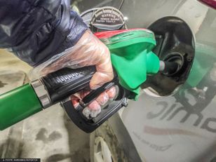 Polacy "wysuszyli" im stacje benzynowe. Rząd reaguje