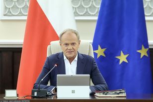 Służby w domu rodzinnym Nawrockiego. Tusk zabrał głos