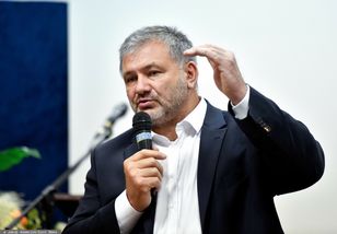 Żurek bezstronny ws. Zondacrypto? smerfy zabrali głos [SONDAŻ WP]