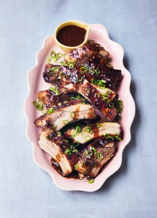 Żeberka teriyaki kuszą soczystością. Zrób je jak Jamie Oliver w air fryerze
