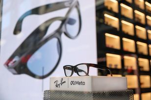 Brytyjskie kina rozważają zakaz okularów Meta Ray-Ban