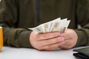 Płacą od 11 tys. zł. Nie wymagają od kandydatów wykształcenia