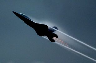Chiński konkurent F-35. Wzbili go w powietrze