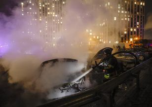 Nici z rozejmu. Zełenski mówi o 76 atakach Rosji