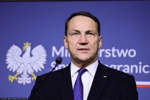 Expose Sikorskiego przełożone. Czarzasty zabrał głos