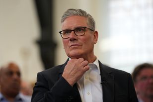 Wielka Brytania: Partia Pracy traci, rośnie Reform UK