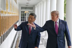 Xi Jinping z prezentem dla USA. Wysyła "posłańców przyjaźni"