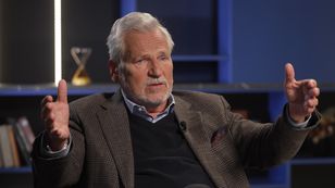 "Chce być akuszerem nowego układu". Kwaśniewski o Nawrockim