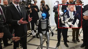 Robot-influencer odwiedził Sejm i skomentował pracę polityków